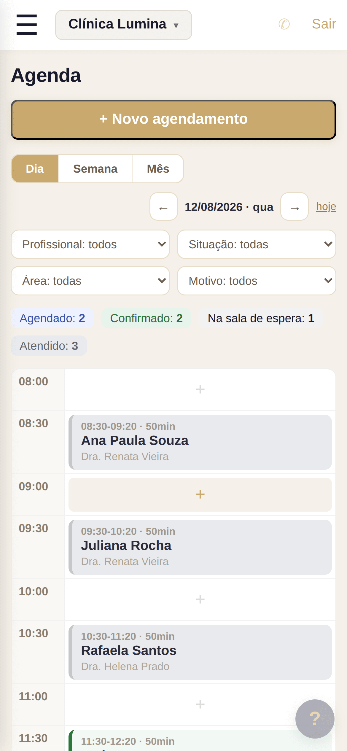 Agenda do DoctorHOF aberta no celular, com o botão de novo agendamento, os filtros de profissional, situação, área e motivo, e os horários do dia em uma coluna só